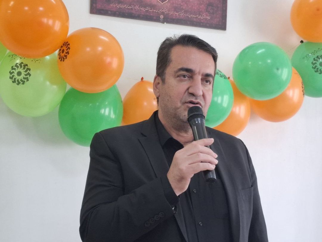 اجرای طرح صندوق امانات کتاب در چهارباغ