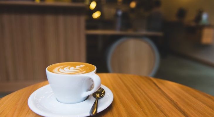 کافی‌شاپ؛ کانون آسیب‌های خزنده فرهنگی